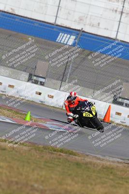 media/Nov-26-2022-Fastrack Riders (Sat) [[b001e85eef]]/Level 3/Session 3 Outside Turn 9/